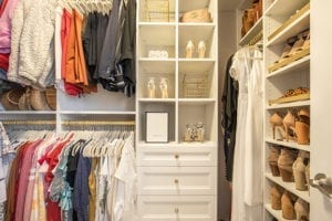 An Optimized Closet for Fashion Blogger Vanessa Krombeen